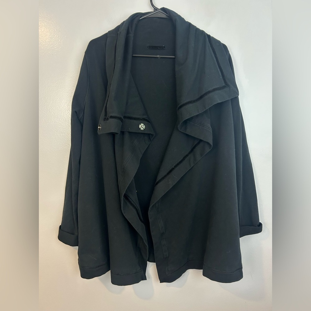 Lululemon Savasana Black Jacket/Wrap/Sweater Long Sleeve Size 6/8